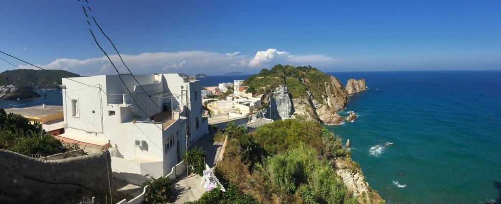 Raffaele Lägenhet Ponza Rum bild