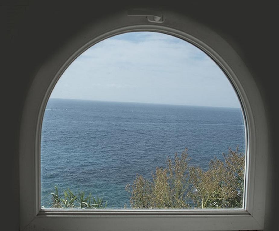Raffaele Lägenhet Ponza Rum bild
